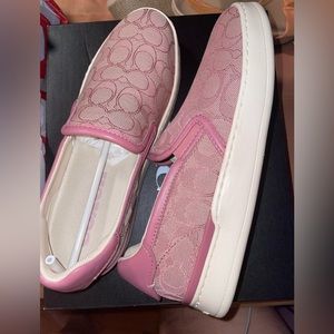 Coach slip on - size 8 1/2